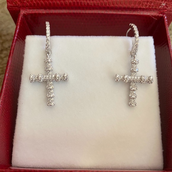 Jewelry - 🌸special 🌸 NWT sterling silver cross earring